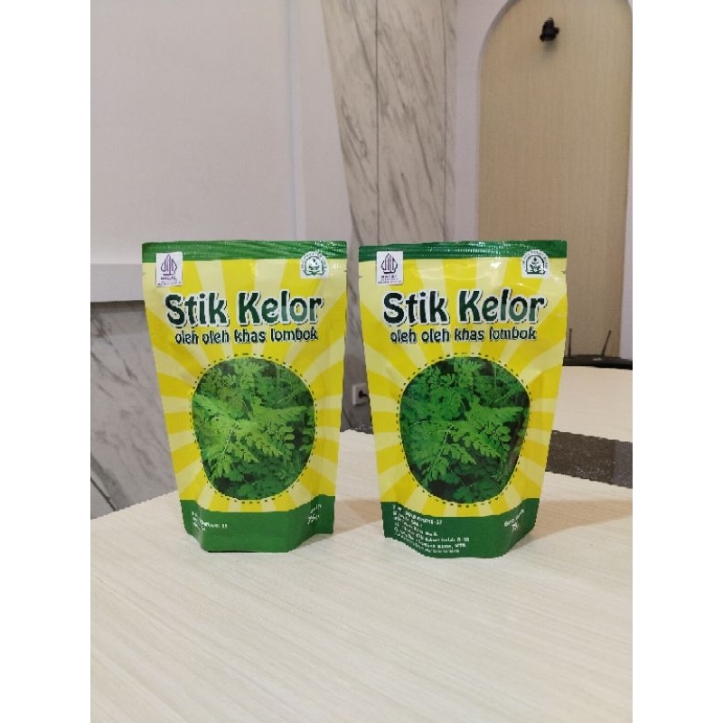

Oleh Oleh Khas Lombok NTB Stik Kelor Enak dan Gurih