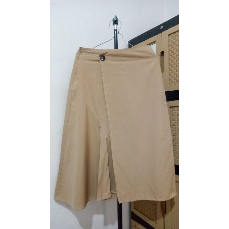 Rok Midi Coklat Susu