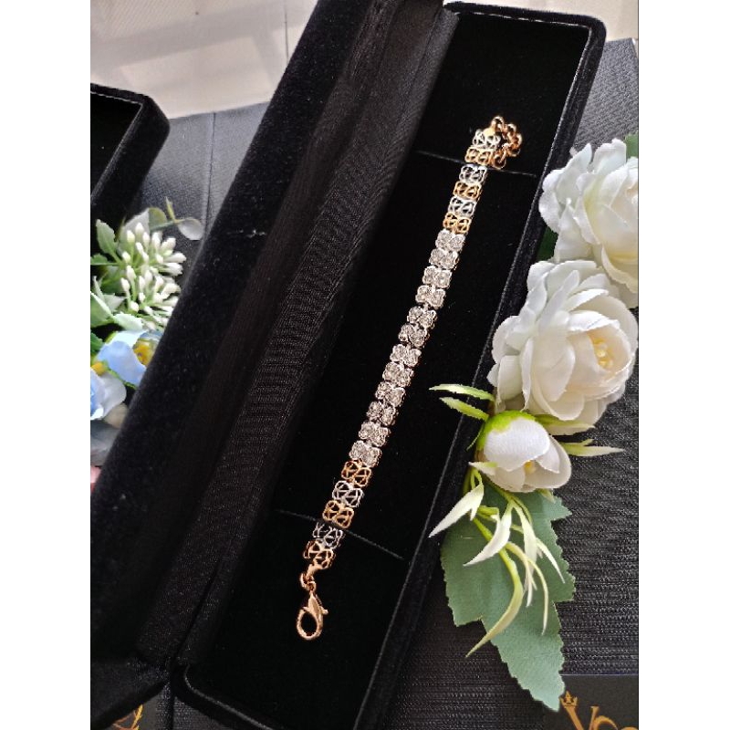 KADO UNTUK CEWEK HADIAH PACAR, ANNIVERSARY, HARI IBU