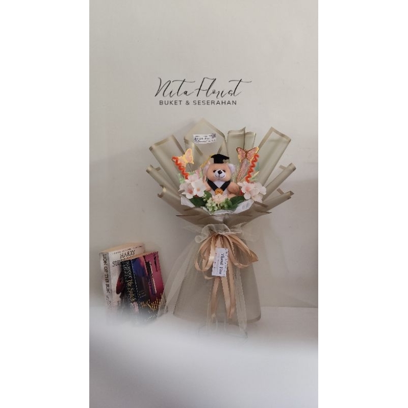 Bucket Boneka Wisuda/Bucket Wisuda