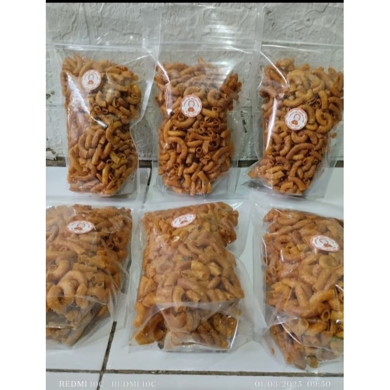 

Makaroni Bantet 50 gr pedas/jagung bakar/keju manis/keju asin