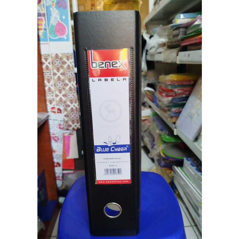 

Ordner Benex Labela 927 Hitam – Lever Arch File 75MM – Ukuran Folio