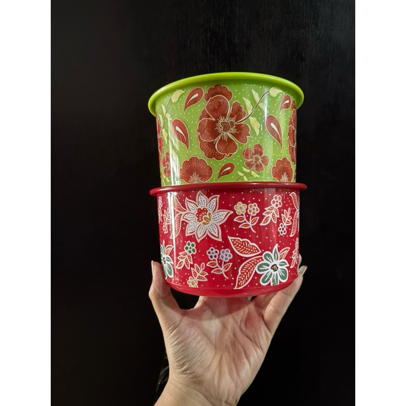 Batik Canister 940ML Tupperware Toples