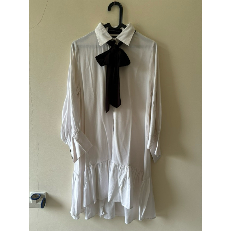 Tunik / Atasan Putih by Aleza Label