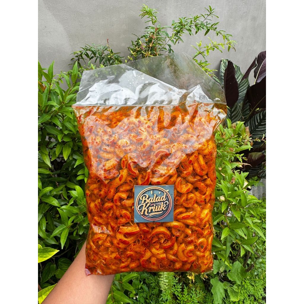 

Bisa COD Makaroni Pedas Cikruh Gurih Asin Daun Jeruk 250Gram Renyah enak lezat Makanan Ringan