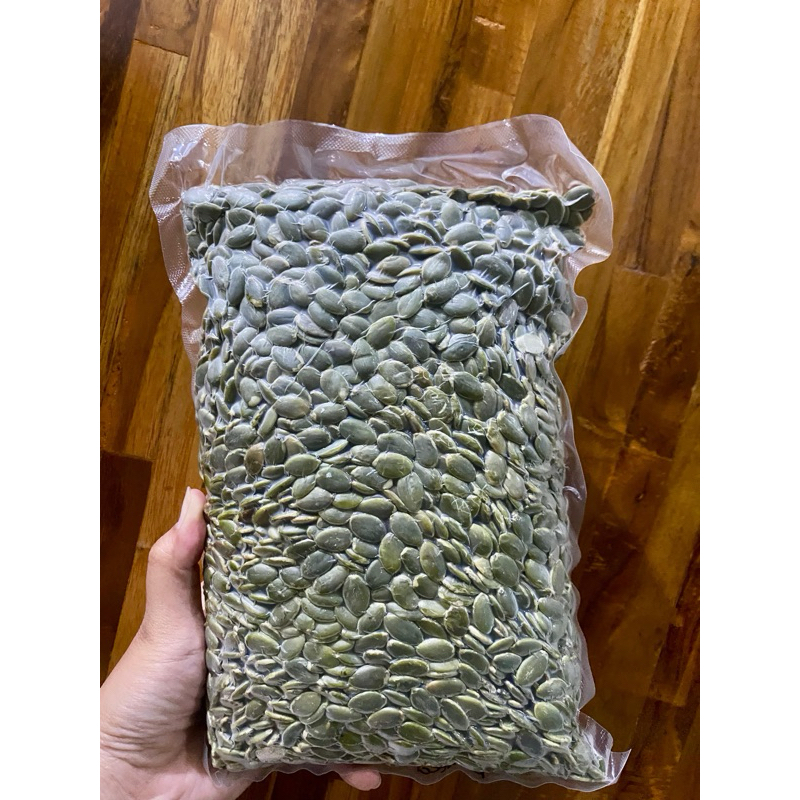 

1kg Pumpkin Seeds Roasted / Biji Labu Kupas Panggang (Oven)