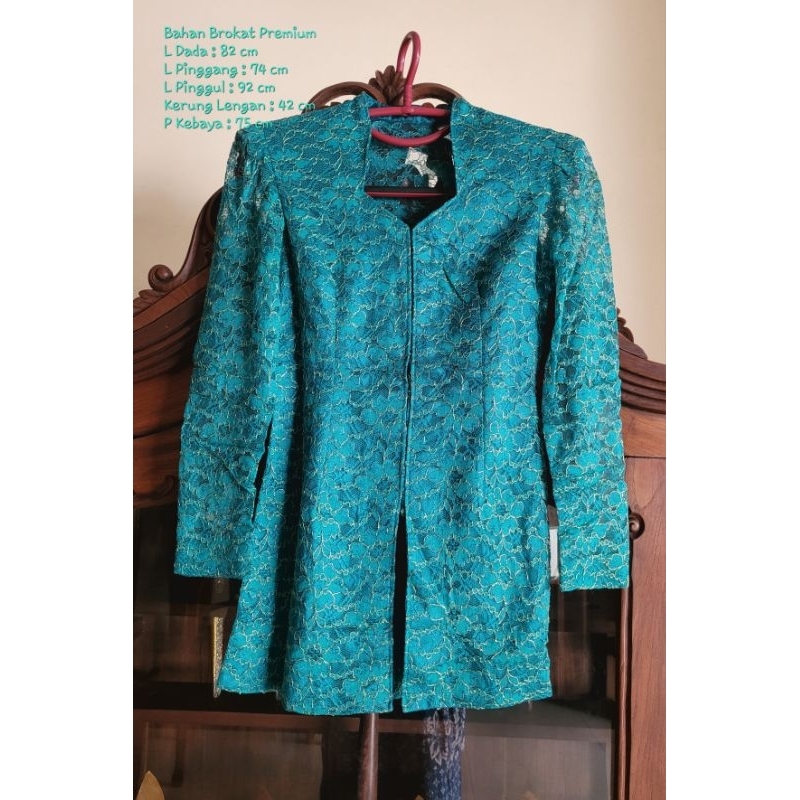 Preloved Kebaya Brokat