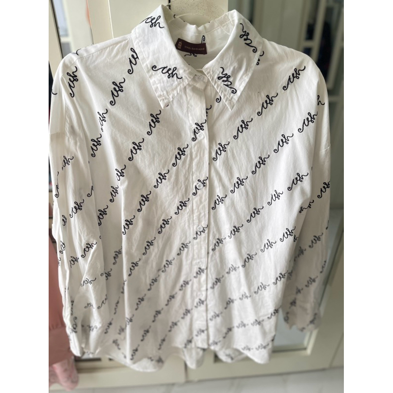 IYMEL SAYS HIJAB PRELOVED