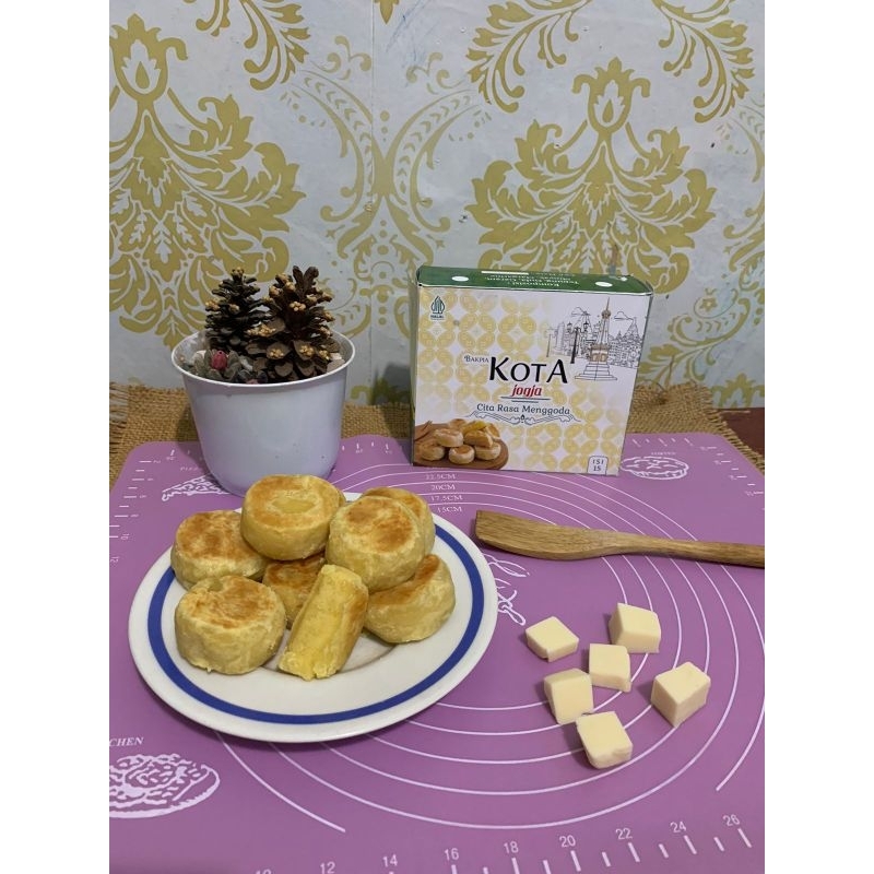 

bakpia, bakpia keju, bakpia varian keju, bakpia kota, bakpia pathok,bakpia basah,bakpia khas jogja,bakpia jogja, oleh-olehkhasjogja