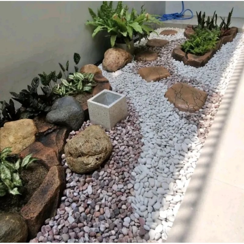 pembuatan Taman kering / batu koral / taman minimalis