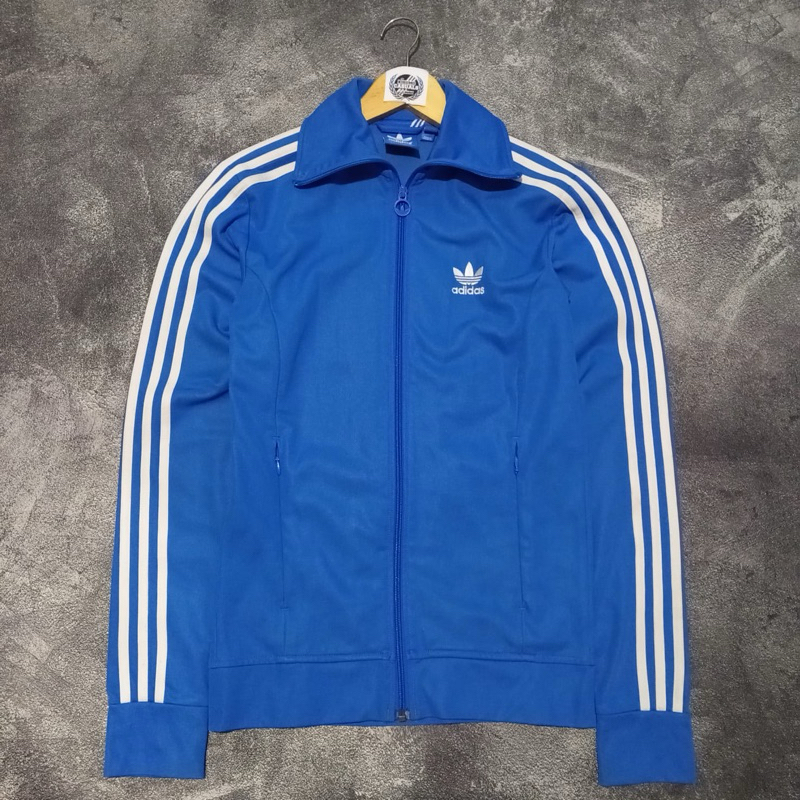 Tracktop adidas biru