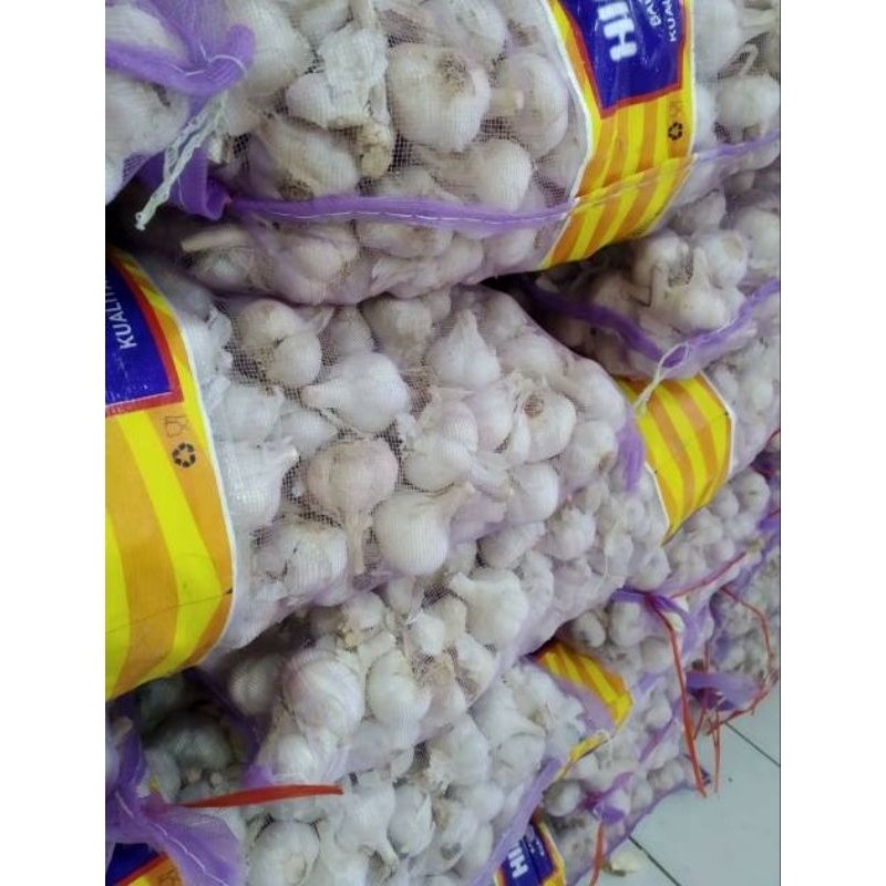 

Bawang Putih 1 karung 20kg Super Kering Kualitas Terbaik