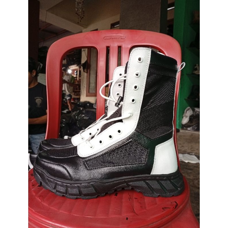 Sepatu PDL Provos Polri