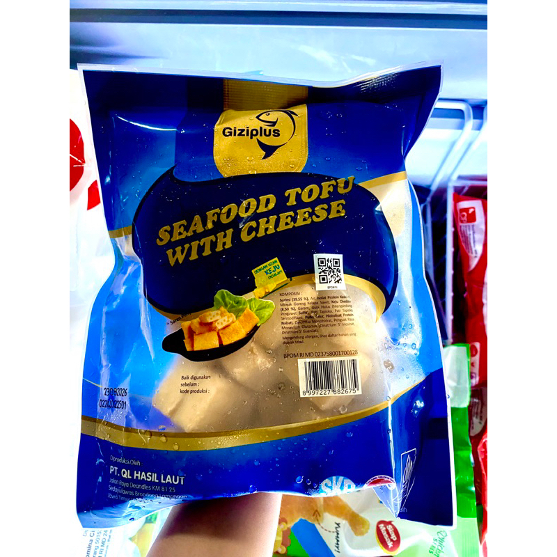 

Giziplus Seafood Tofu With Cheese 500gr / Frozen Tofu with cheese
