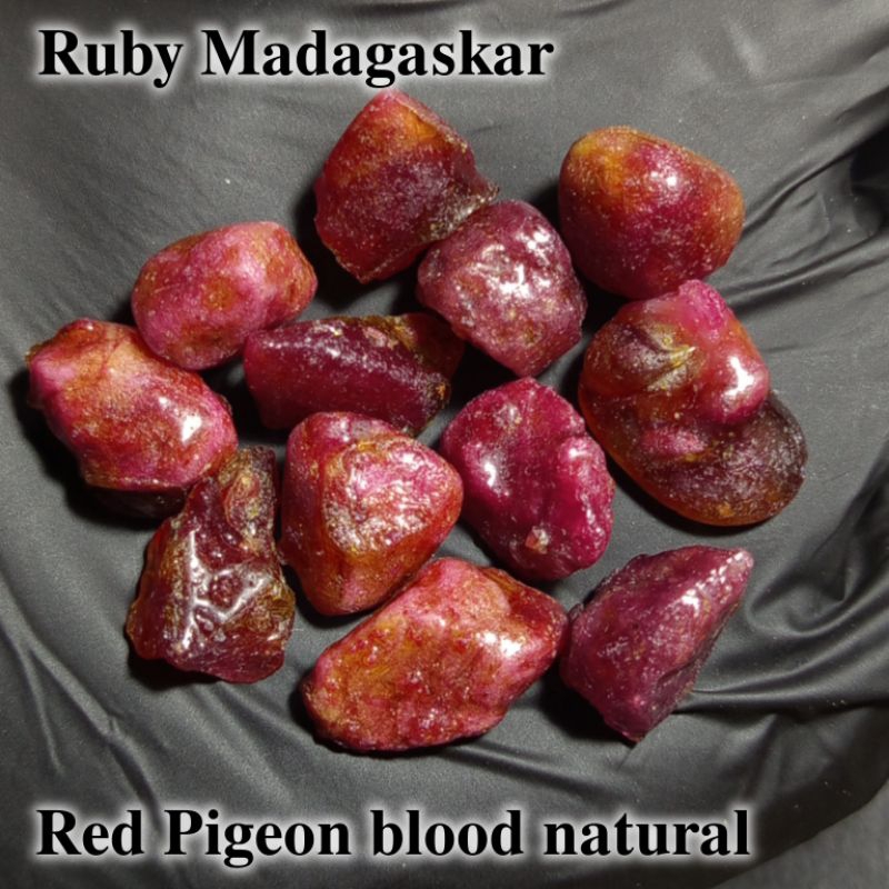 Batu ruby madagaskar/natural rough ruby pigeon blood/ bongkahan ruby madagaskar pigeon blood natural