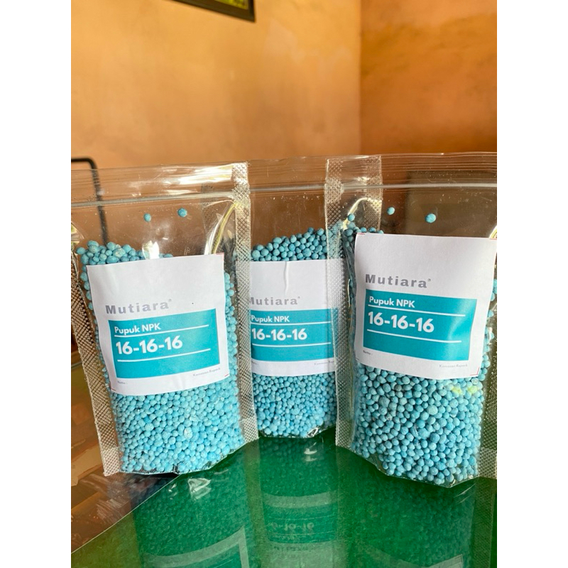 NPK 16 16 16 Mutiara 100gr / Pupuk NPK 16 100gr