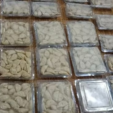 

Pastel mini frozen isi wortel kentang