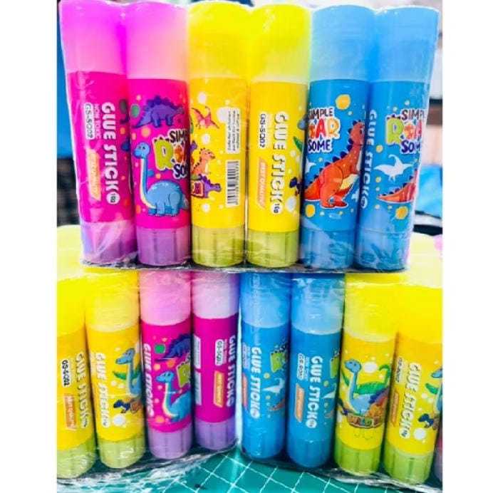 

( 1 PACK ) Glue Stick Lem Stik Murah Karakter 10 GRAM SQUEEZY Animasi Kecil 1 PACK ISI 24 BIJI