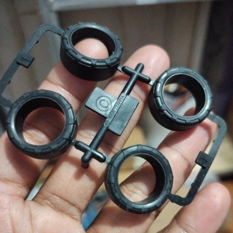 Tamiya Ban Small Super Hard