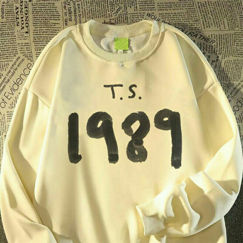 Sweater Hoodie Wanita Ts 1989