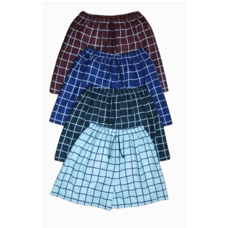 Celana Pendek / Kolor Motif Kotak-Kotak