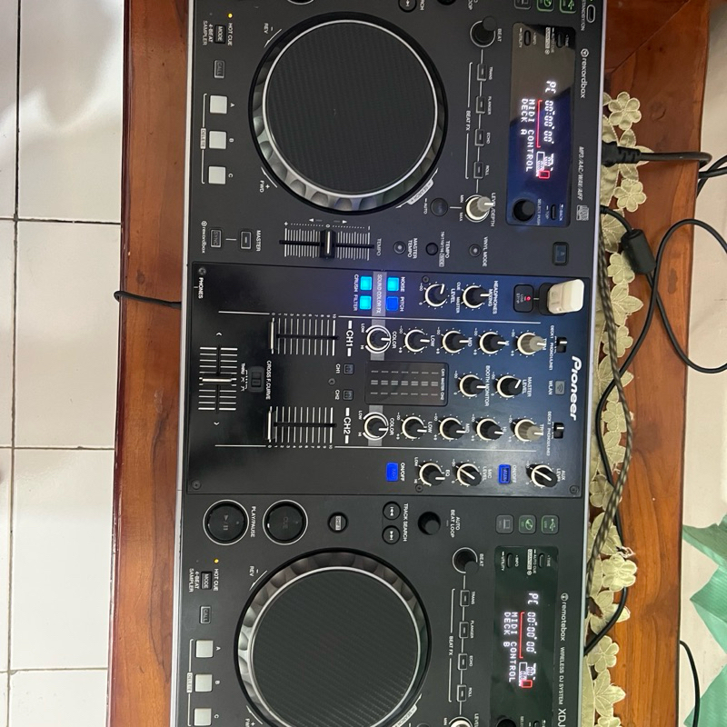 Pioneer XDJ R1