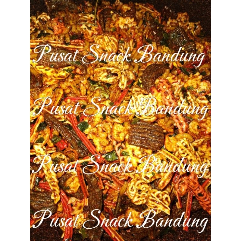 

SEBLAK CAMPUR // SEBLAK RONGSOK DAUN JERUK