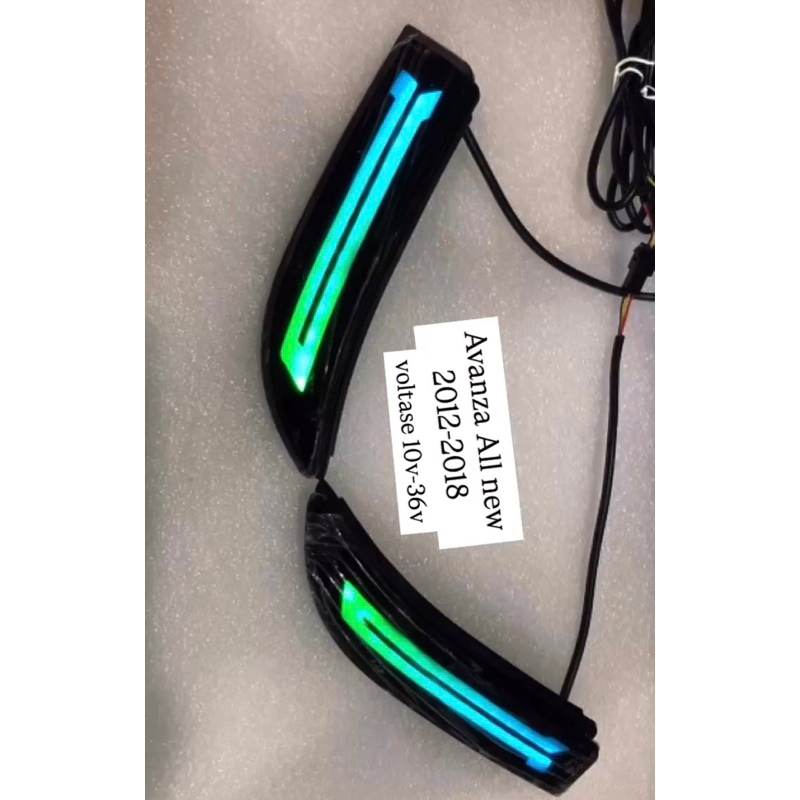 Reflektor belakang bemper mobil/Reflektor All new Avanza/Inova/All new Inova Reborn/Reflektor pelang