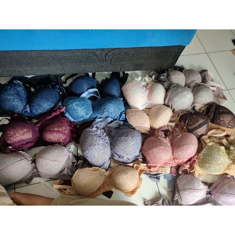 BRA ,WANITA RENDA (3pcs) BH TANPA KAWAT BUSA TIPIS