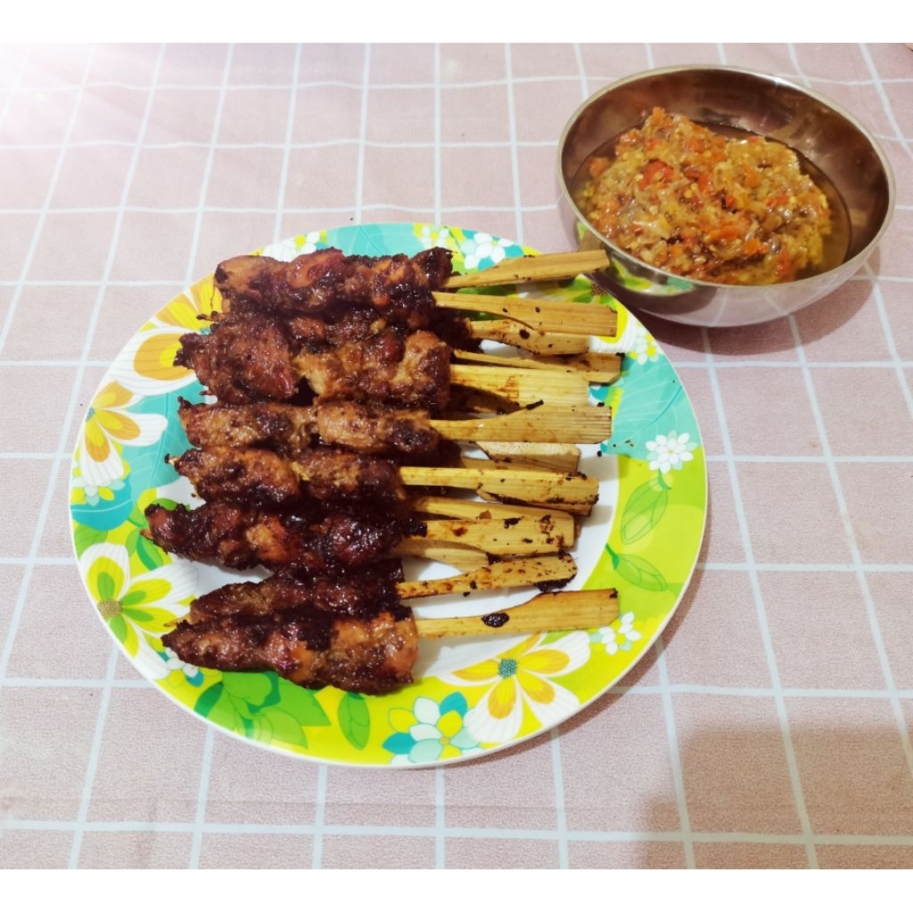 

Sate Ayam Manis Bumbu Rempah(10 tusuk+Sambal Bawang)