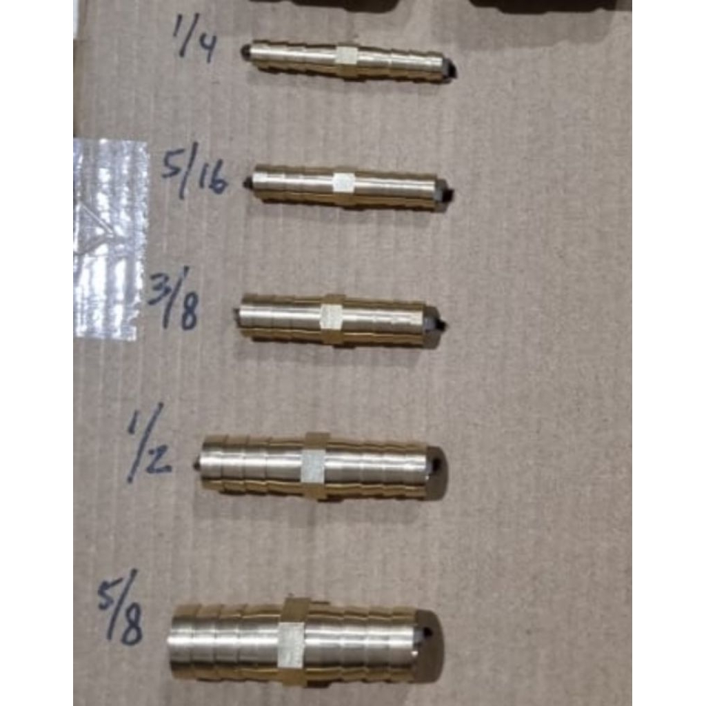 sambungan selang / nepel selang kuningan