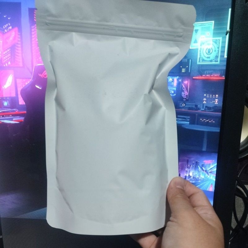 

KOPI ARABIKA MANGLAYANG KOPI TERBAIK| ukuran 250 gram