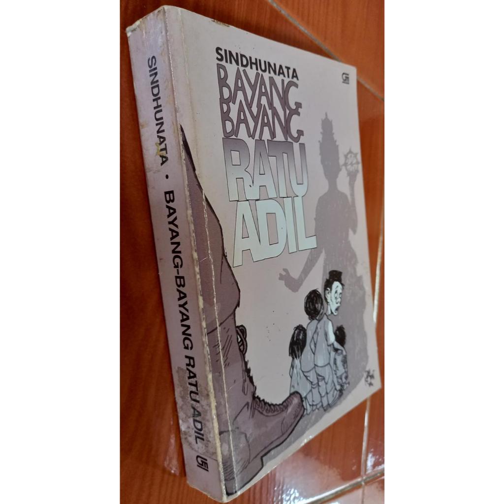 BAYANG-BAYANG RATU ADIL