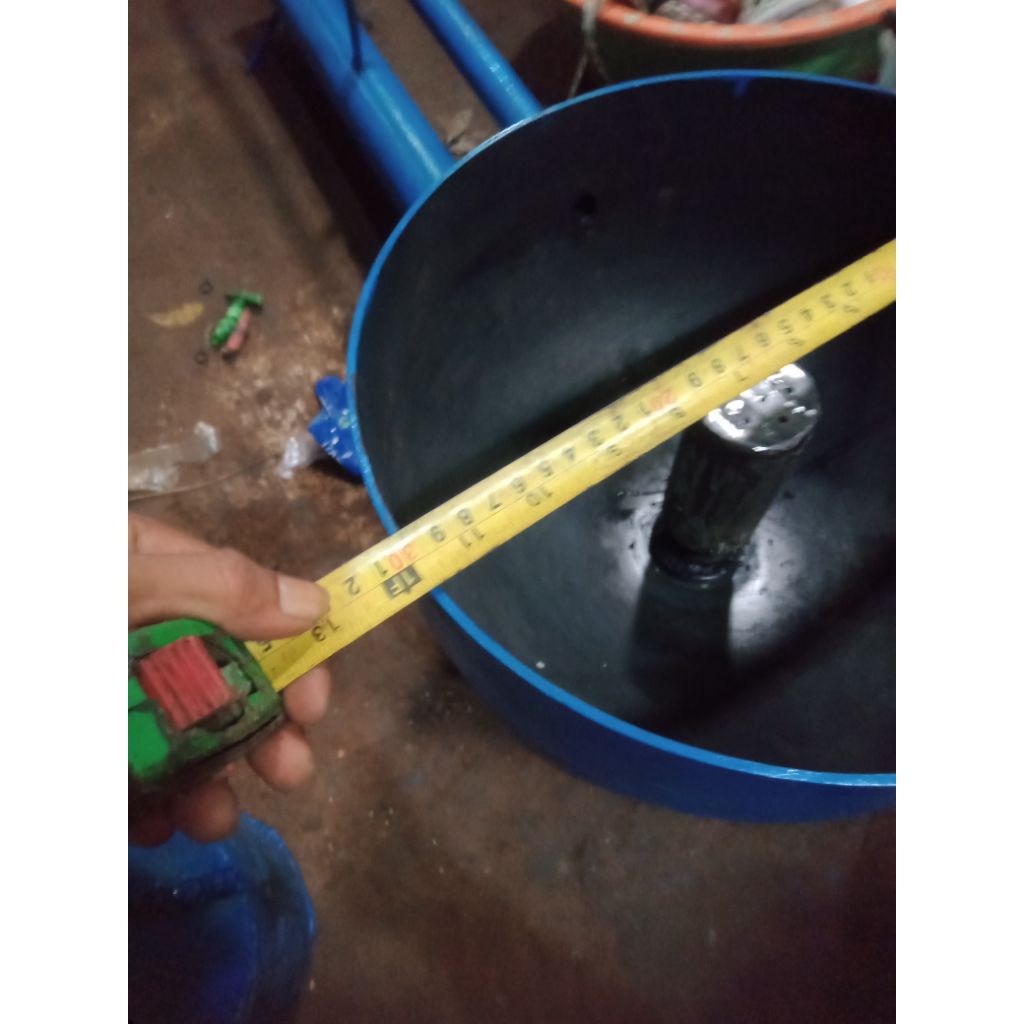 kompor oli jumbo api biru dengan diameter 30 cm,,