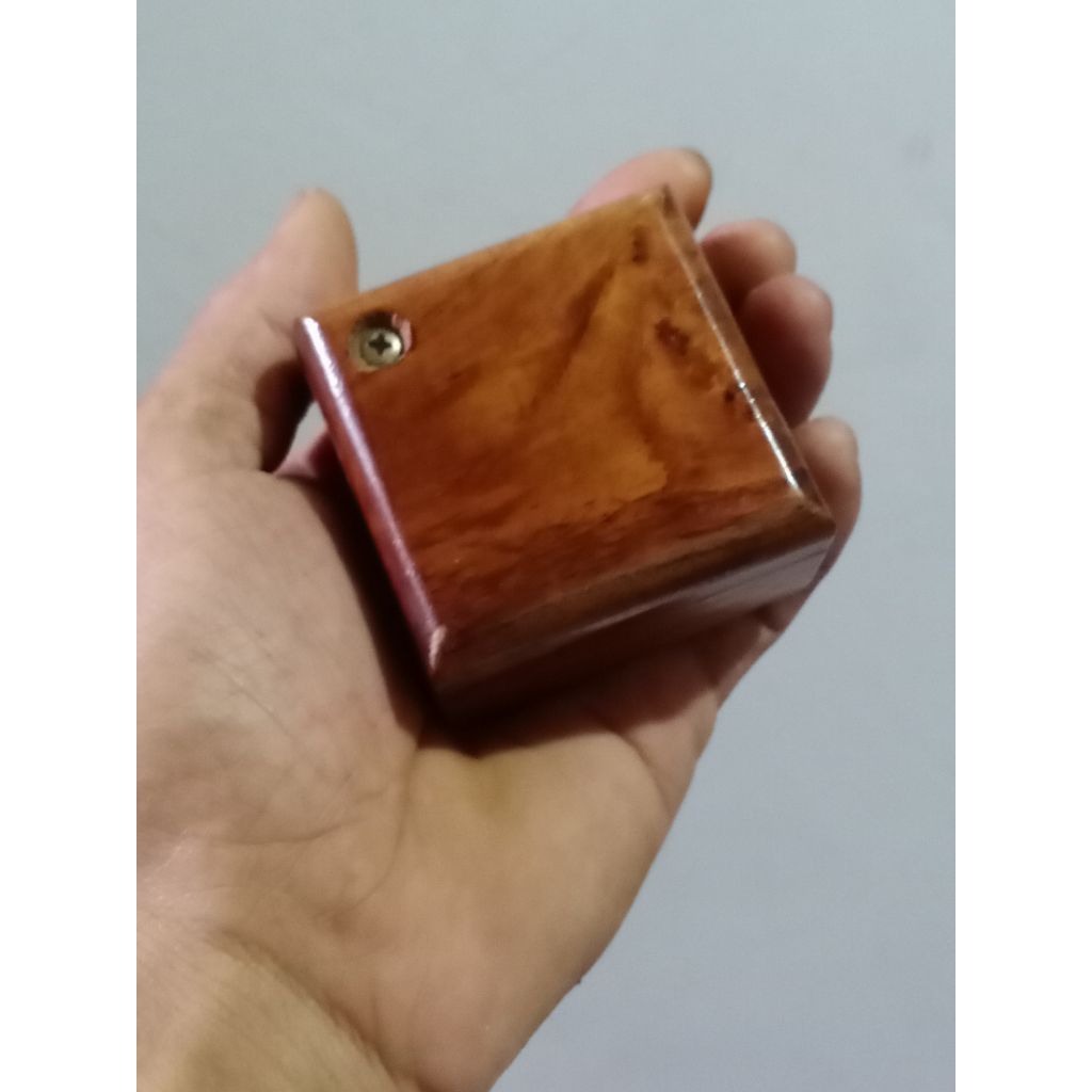 kotak cincin kayu jati finising halus.