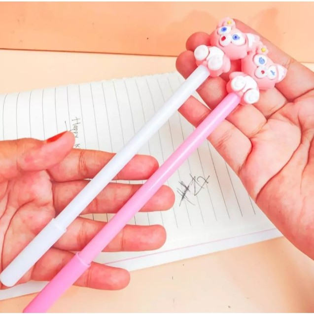 

Pulpen Gel Tinta Hitam / Pen Karkater STELLA LOU Terbaru Alat Tulis murah Unik / Bolpoint Kartun Favorit Bisa Cod Dan Grosir