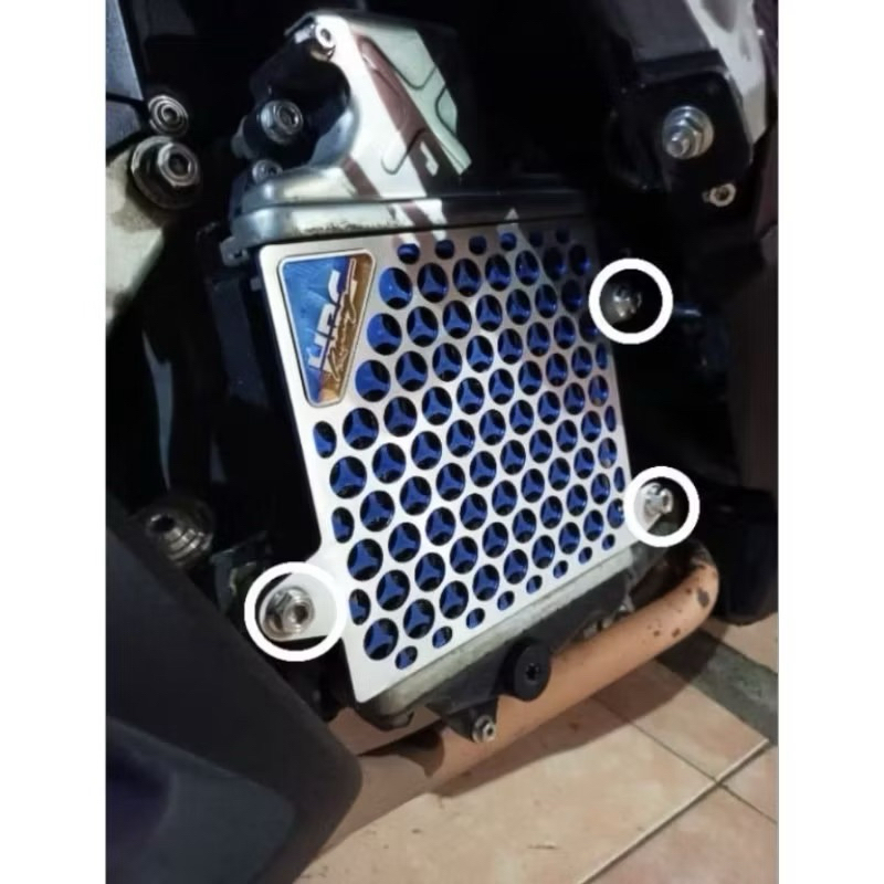 BAUT STAINLESS 2KUNCI COVER RADIATOR