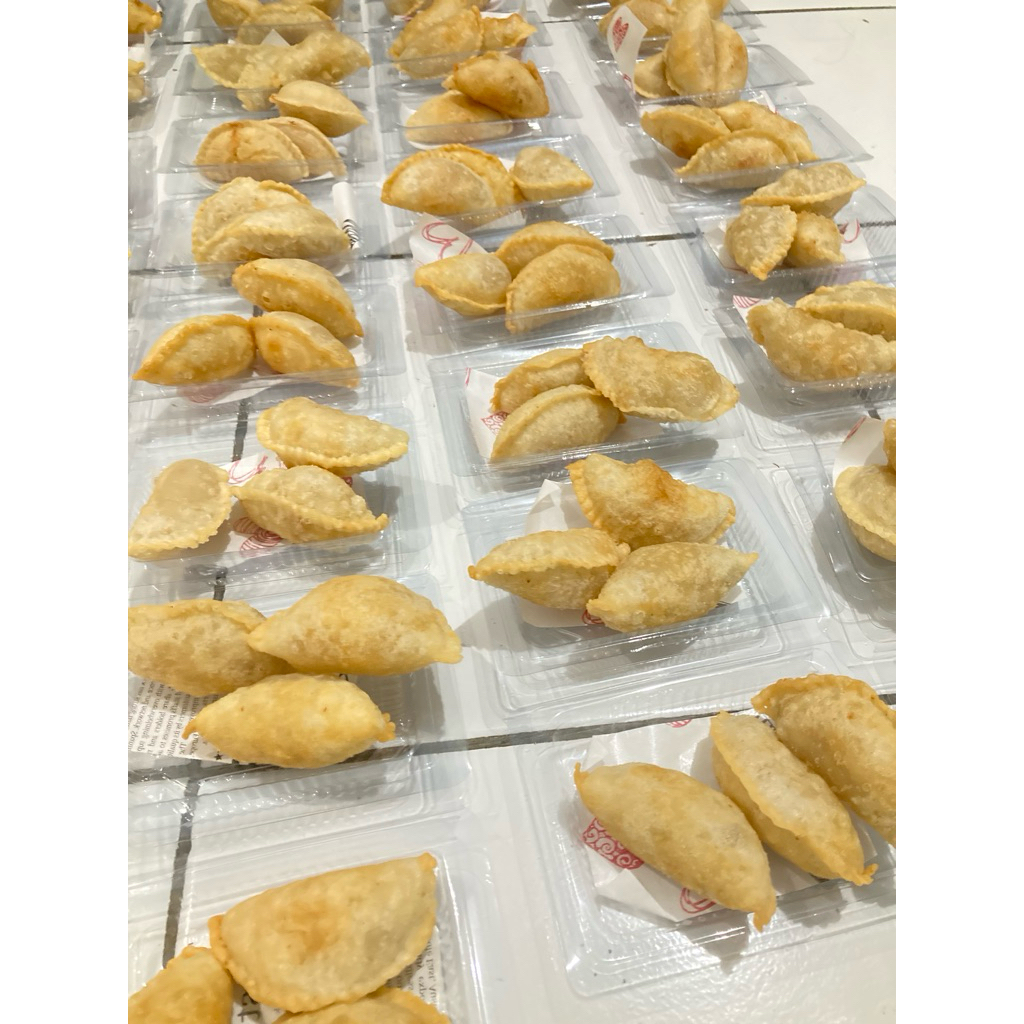 

cireng isi ayam suwir