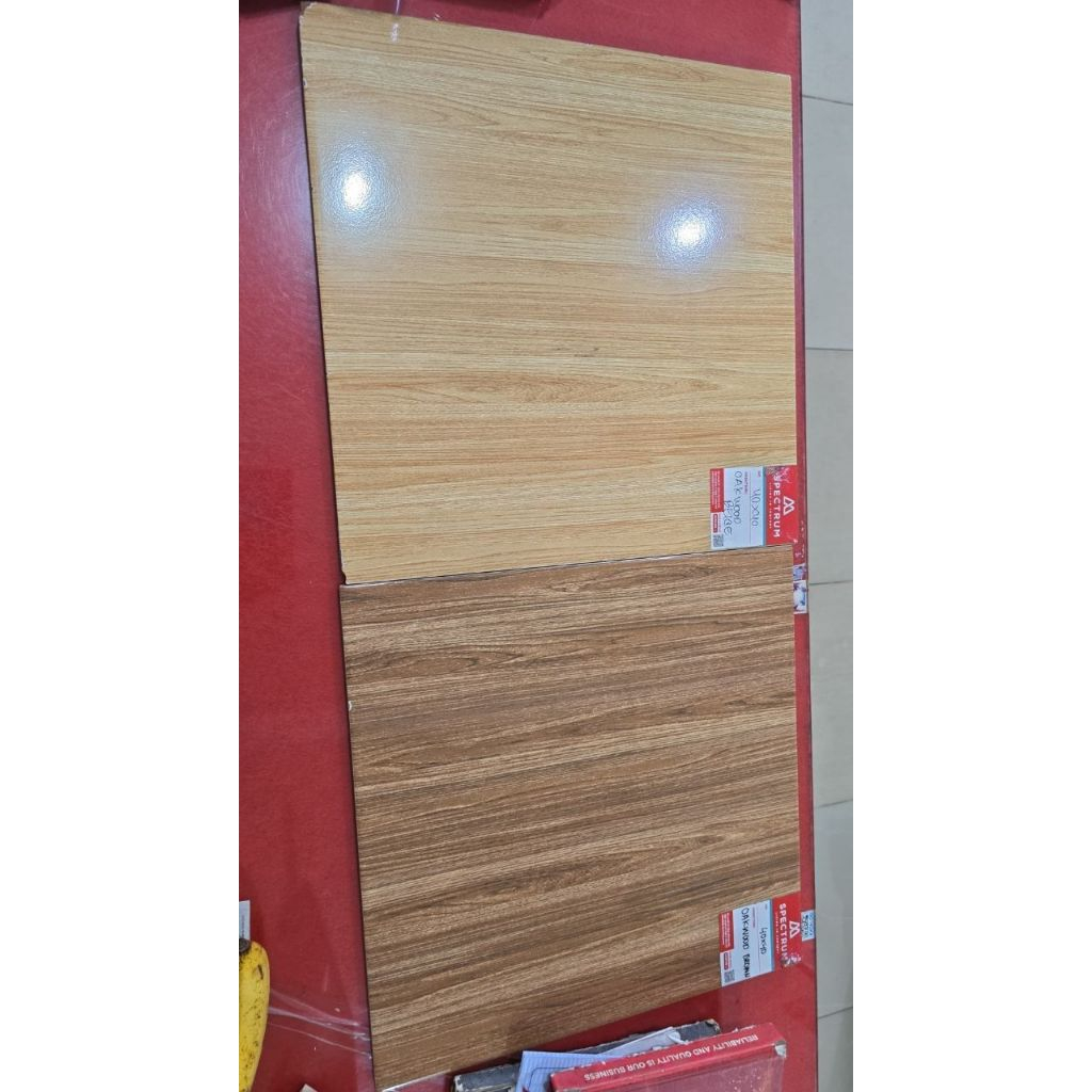 Keramik Spectrum 40x40 Oakwood Beige & Brown - Kilat