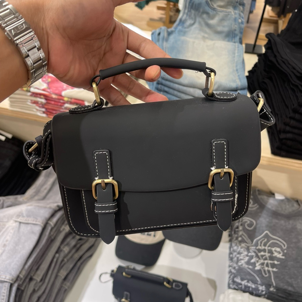 Waist Bag BERSHKA MEN Jastip (jasa titip)