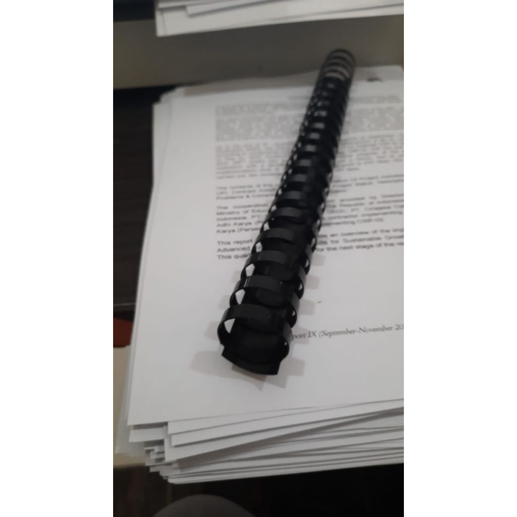 

Ring Jilid Plastik 1" 84 Lubang 25mm 220 lembar HVS 70 gram Ibicoms Plastic Ring Binding Ibico 1in