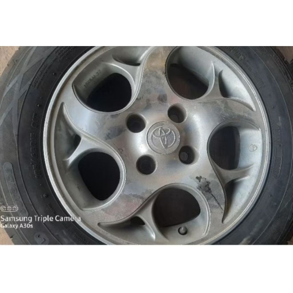 Velg Kijang kapsul krista buat serep R15