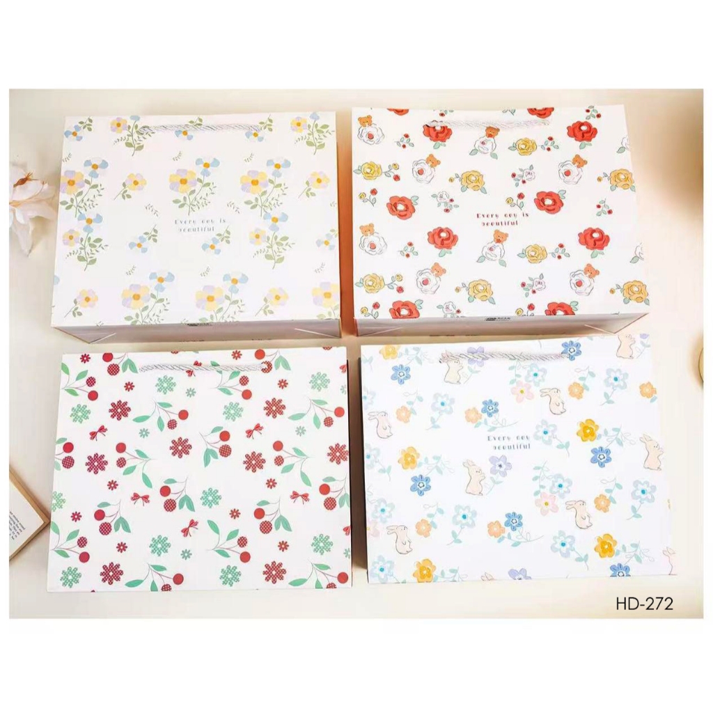 

Paper Bag Beautiful HD272