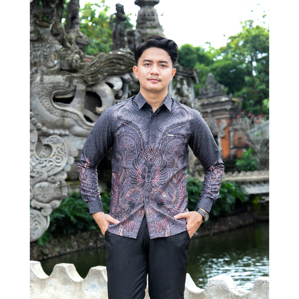 Laskala Batik Nakula Kemeja Batik Pria Slimfit Lengan Panjang