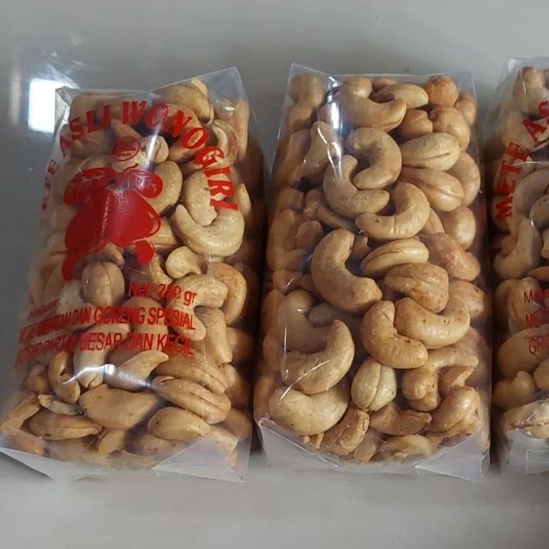 

Kacang Mede Goreng Super Premium Berat 250 Gram Asli Wonogiri