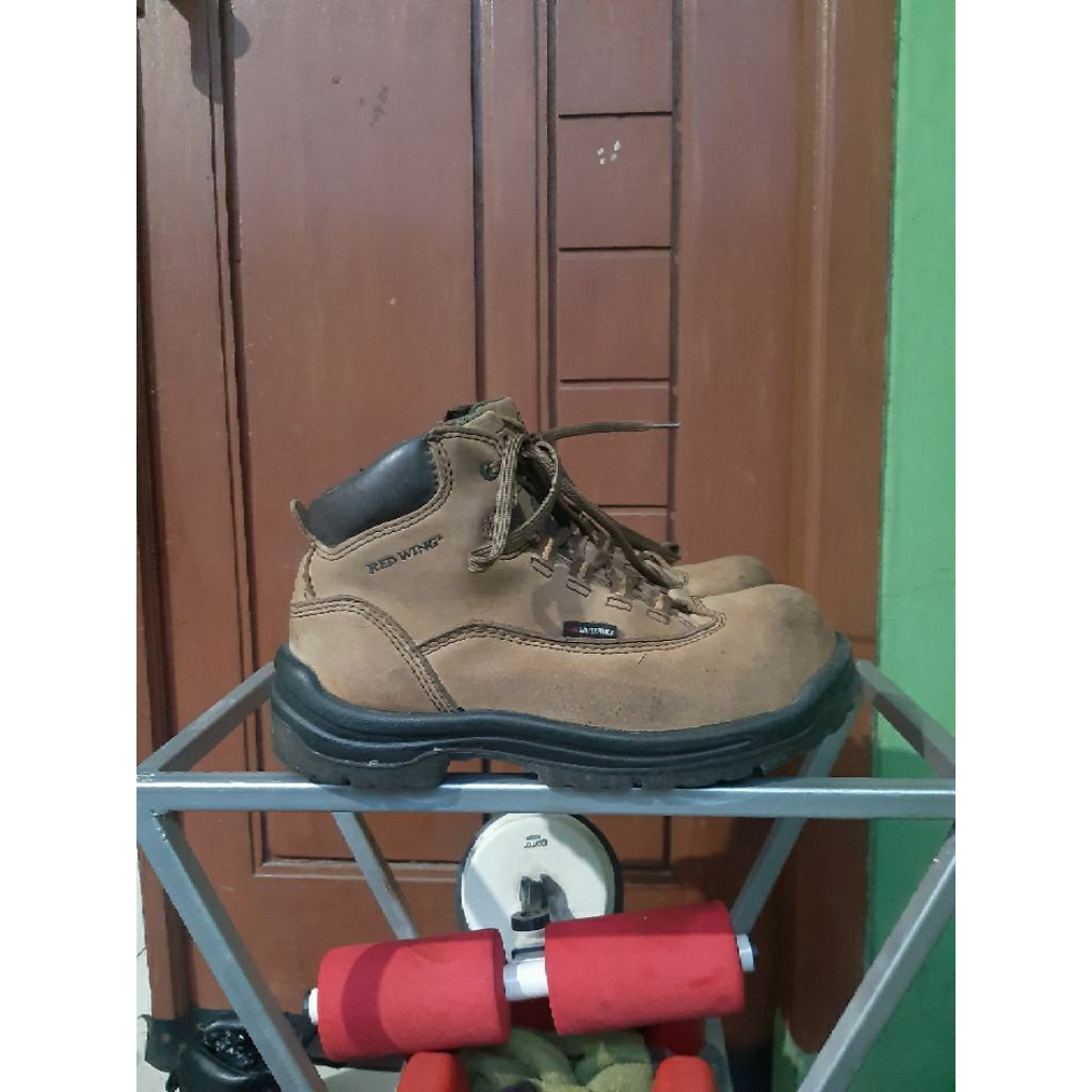 sepatu safety RED WINGS boots safety/steeltoe size 38