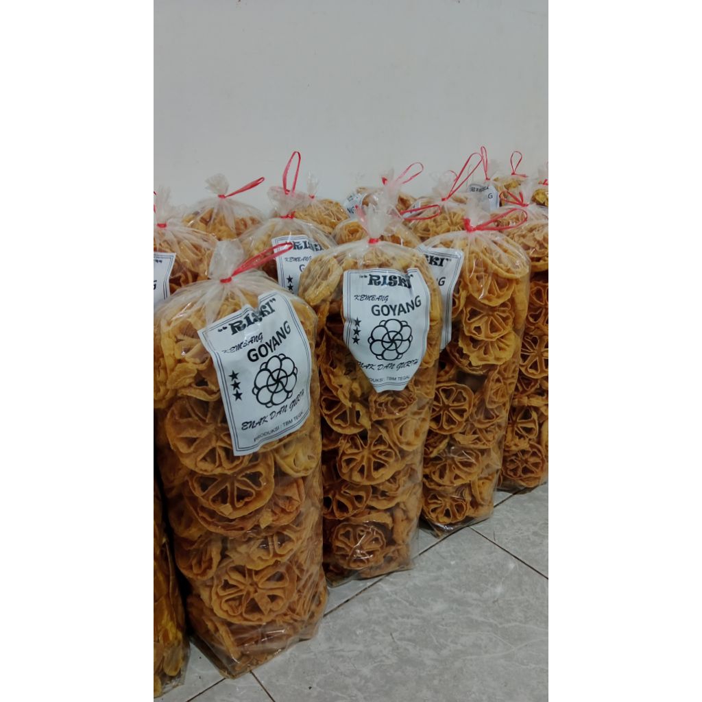 

kembang goyang
