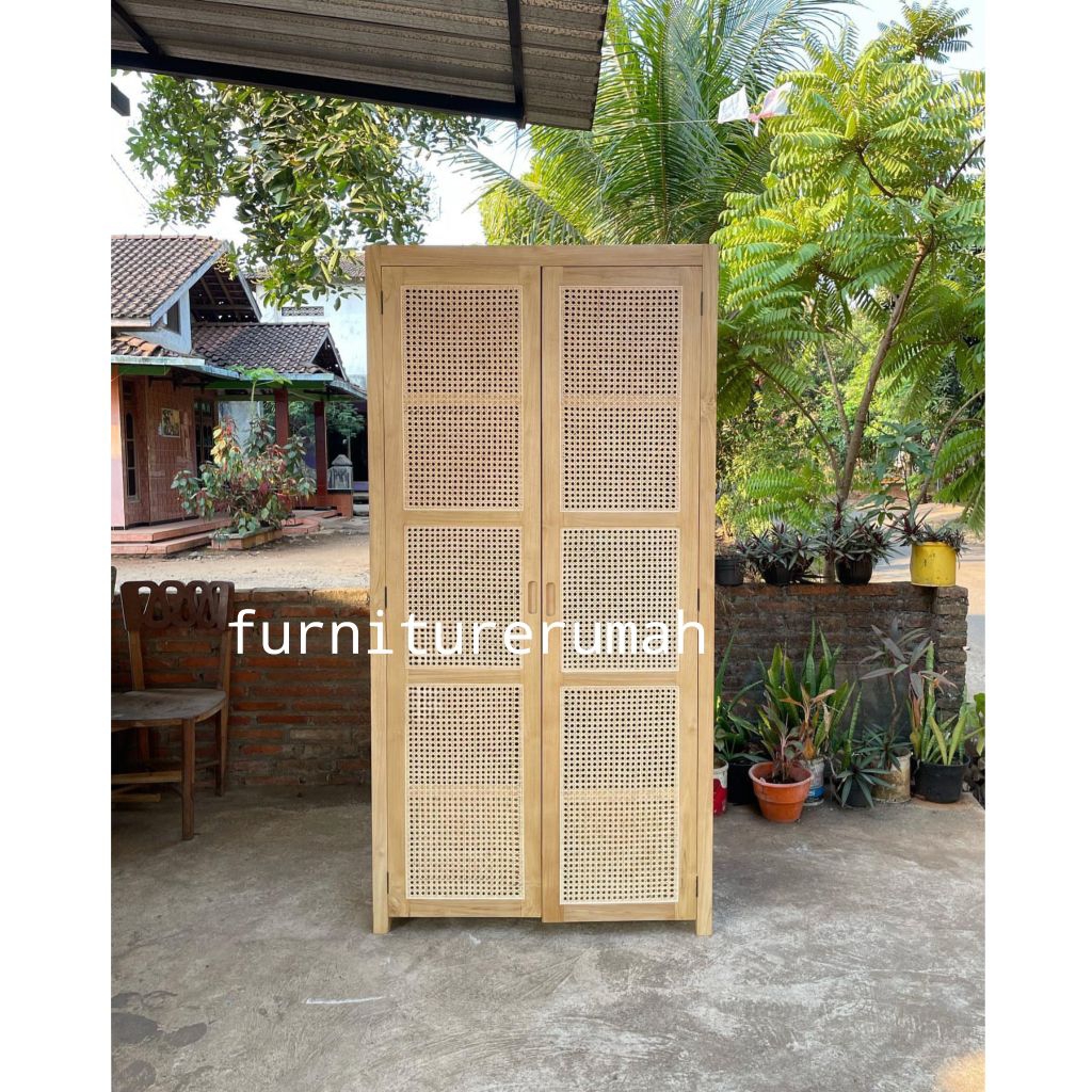 lemari pakaian 2 pintu rotan kayu jati minimalis, lemari pakaian 2 pintu minimalis kayu jati rotan