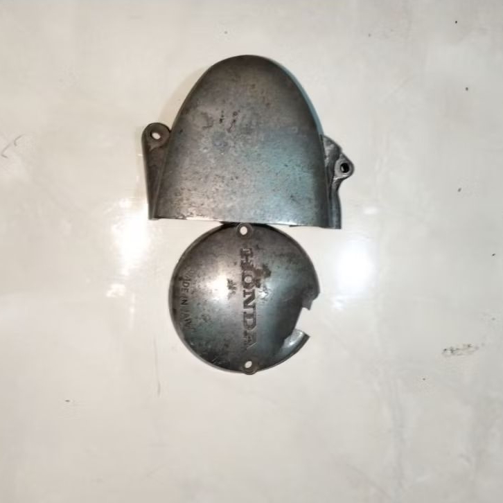 Tutup gear gir depan mesin honda Astrea 800