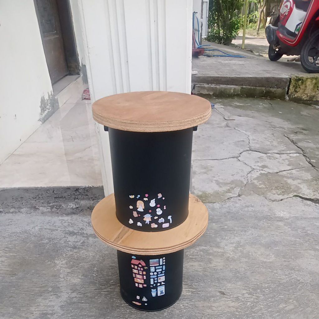 KURSI ANAK DARI KALENG BESi